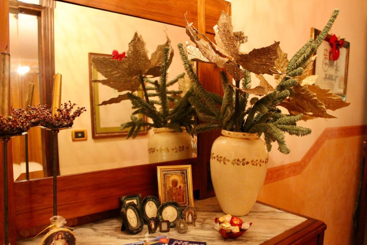 A Casa Di Mamma Hotel มิลาซโซ ภายนอก รูปภาพ