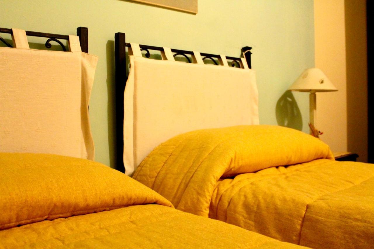 A Casa Di Mamma Hotel มิลาซโซ ภายนอก รูปภาพ